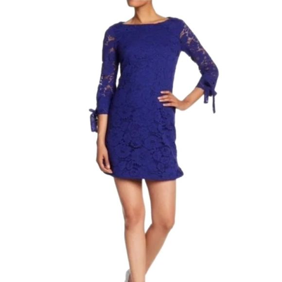 Vince Camuto Blue Lace Appliqué Tied Sleeve Dress - Picture 2 of 4